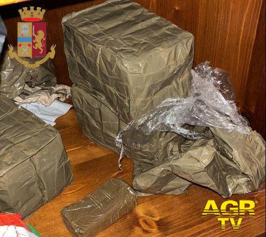 Polizia droga sequestrata 14 kg. di fumo