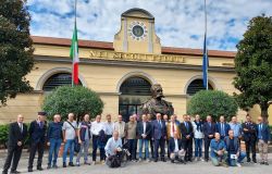 Commilitoni in Piazza d'Armi