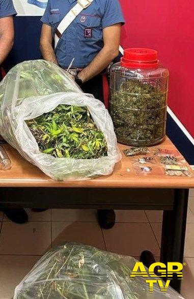 Carabinieri la droga sequestrata a Morlupo