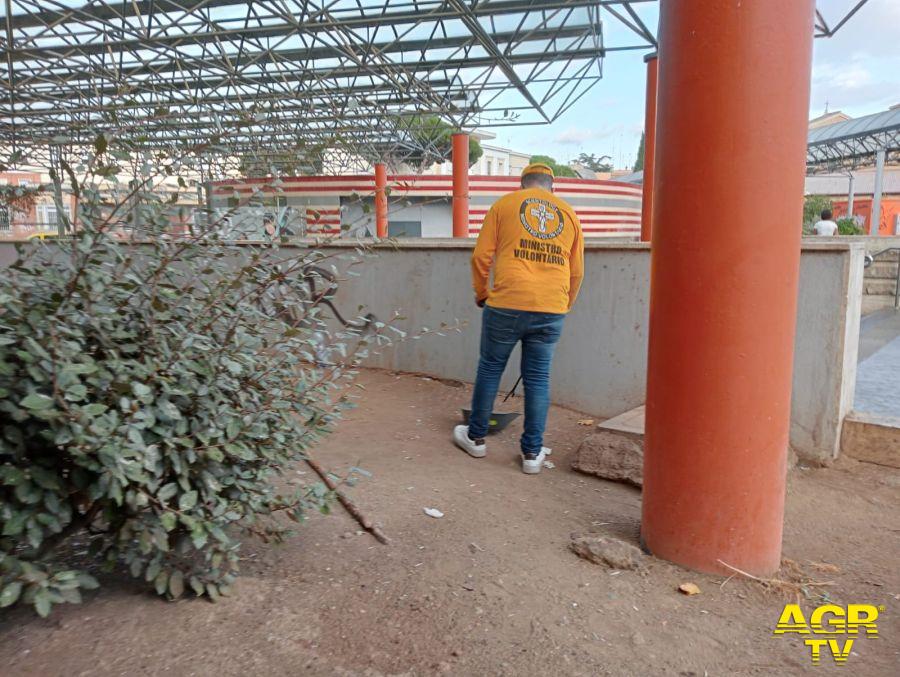 Ministri Volontari pulizia feermata Cipro