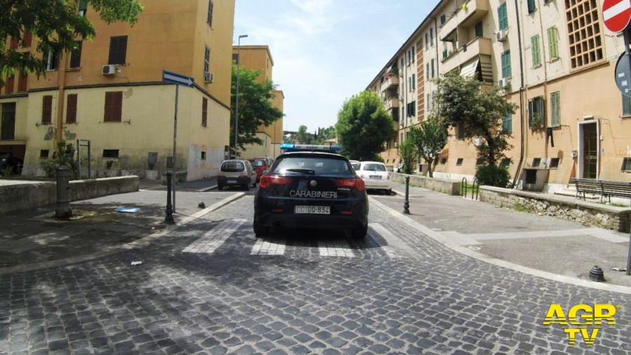 Carabinieri controlli al Quarticciolo