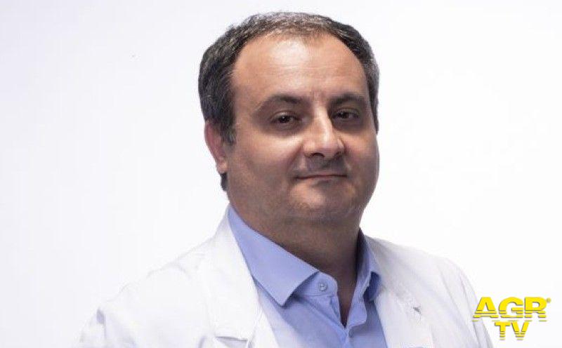 prof. Emilio Bria, responsabile dell’Unità Semplice Dipartimentale di Oncologia Toraco-Polmonare presso il Policlinico Universitario Agostino Gemelli IRCCS di Roma