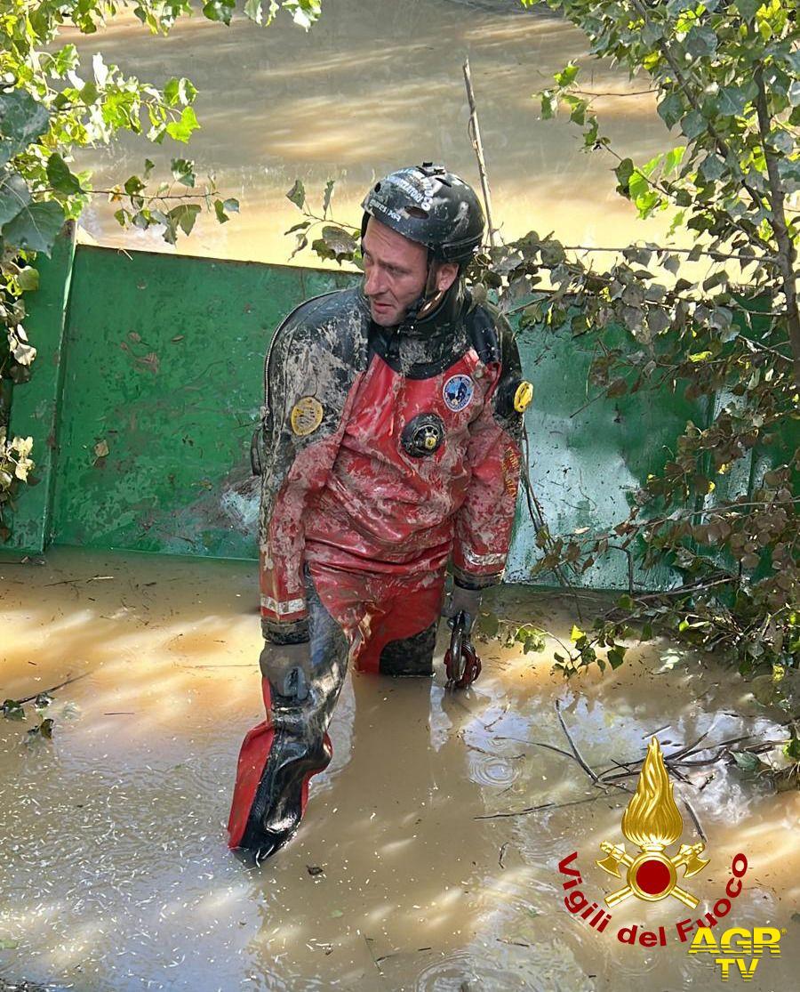 Alluvione Toscana 5.697 interventi dei Vigili del Fuoco