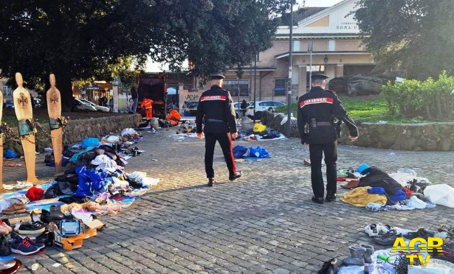 Roma - Carabinieri e Polizia Locale intensificano i controlli antidegrado a Piazzale Ostiense