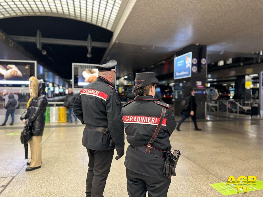 Carabinieri, controlli serrati area stazione Termini