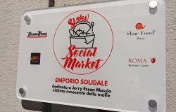 Slow Social Market inaugurazione Esquilino