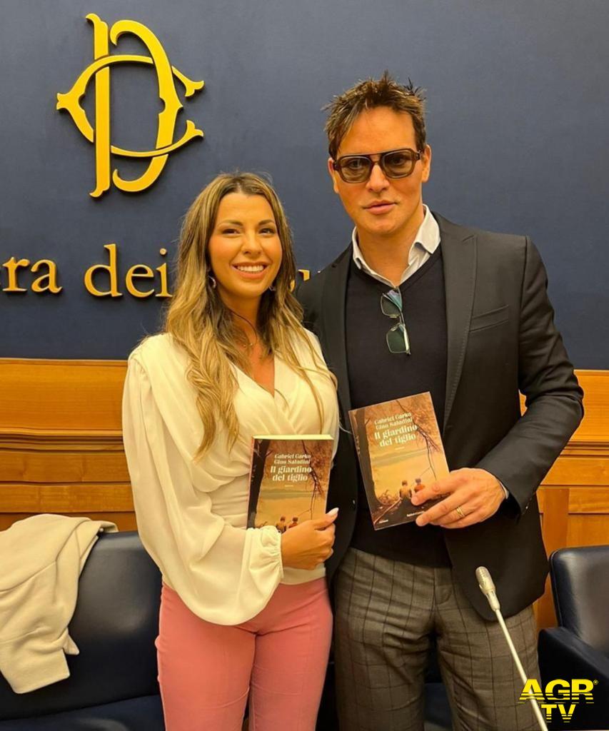 Gabriel Garko con Claudia Conte alla presentazione del libro