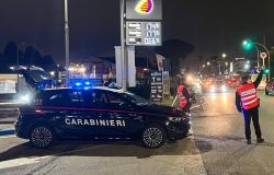 Castelli Romani, controlli e posti di blocco dei Carabinieri per la sicurezza stradale e contro i furti in appartamento