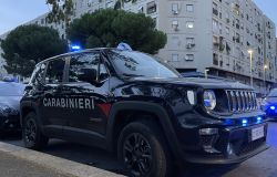 Roma, retata di pusher nelle maggiori piazze di spaccio della capitale, 20 arresti e sequestrate centinaia di dosi