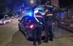 Roma, aggredisce l'ex-compagna al supermercato, arrestato 41enne