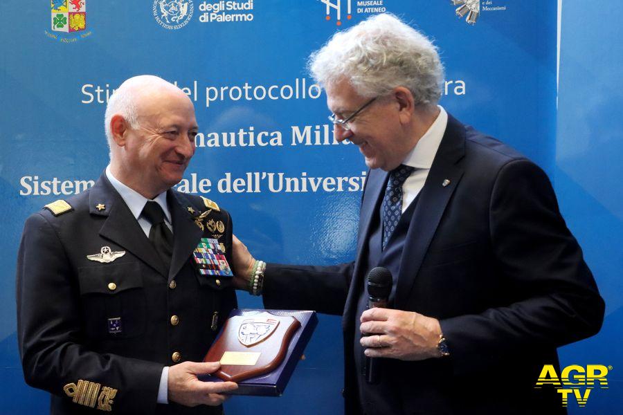 Palermo protocollo d'intesa firmato dal Capo di Stato Maggiore Luca Goretti ed il presidente ASI Alberto Scuro