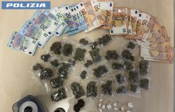 Polizia droga sequestrata Tor Carbone