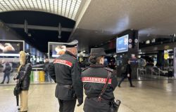 Carabinieri i controlli nel centro storico e sui mezzi pubblici