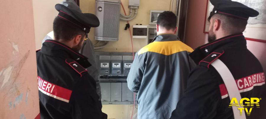 Carabinieri i controlli delle utenze nei caseggiati popolari