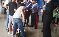 Carabinieri controlli all'aeroporto di Fiumicino