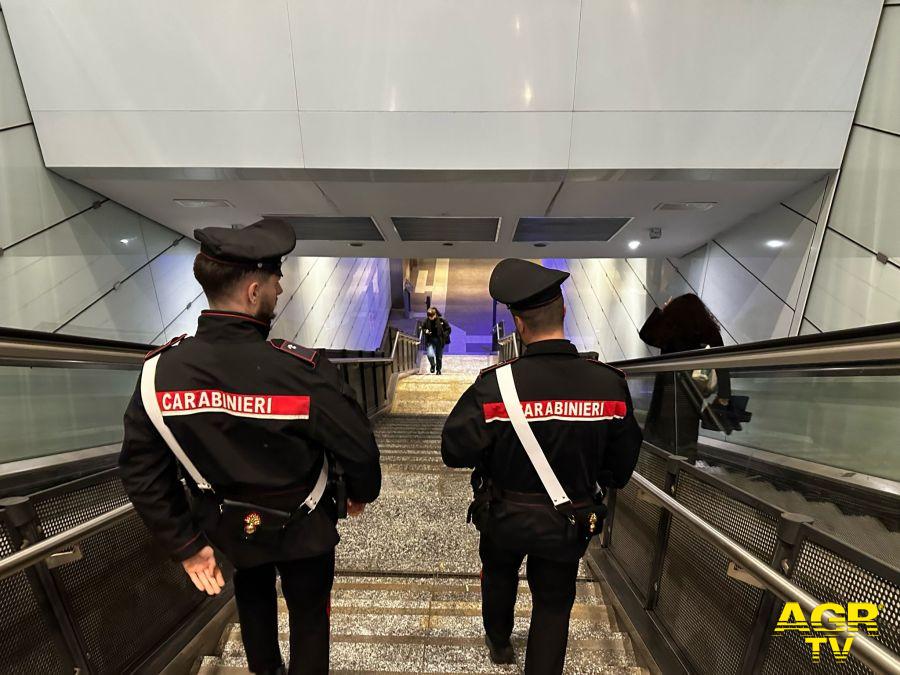 Carabinieri controlli del territorio stazioni metro A