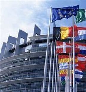 “Case verdi”: il PE adotta la legge sull’efficienza energetica degli edifici