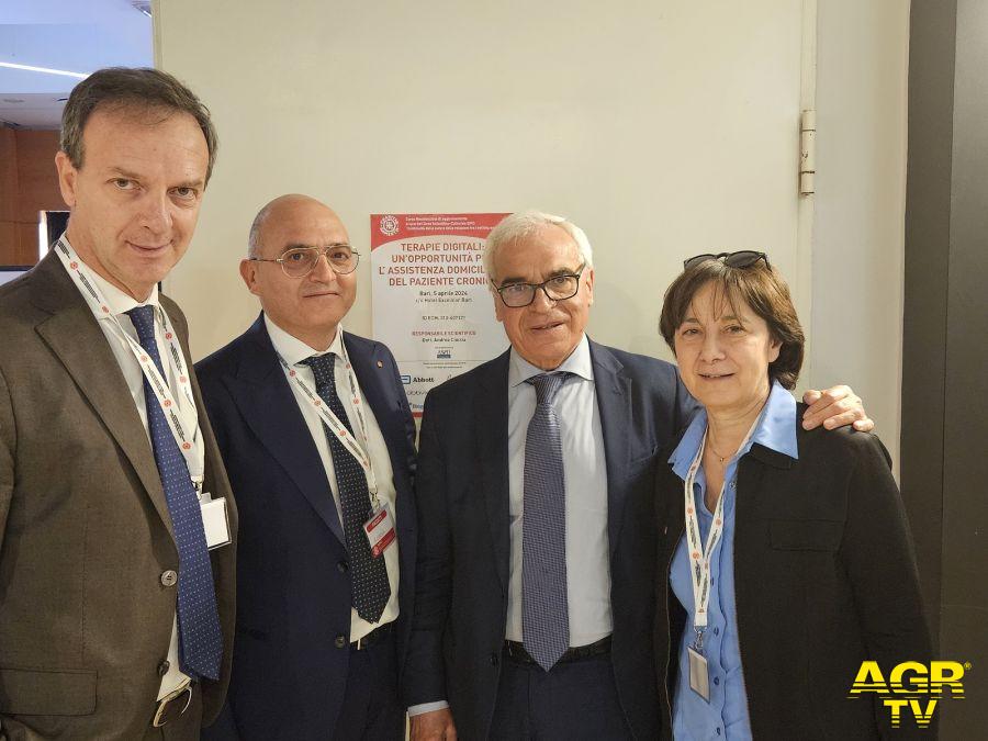 SIFO farmacista ospedaliero Nella foto (da sx): Arturo Cavaliere, Andrea Ciaccia, Rocco Palese, Maria Ernestina Faggiano