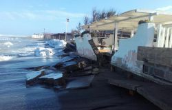 Fregene, erosione in aumento sulla costa