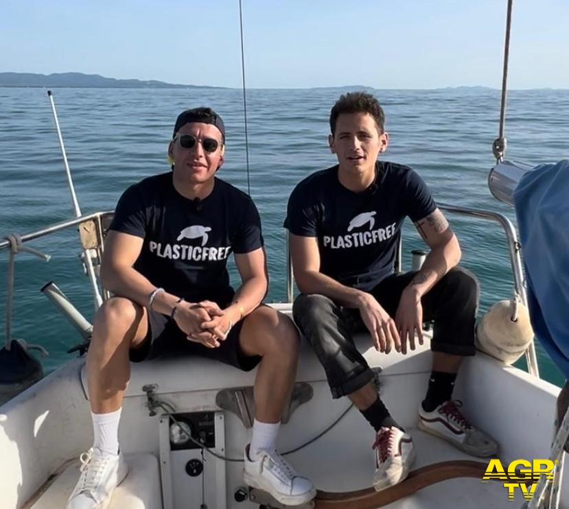 Leone Ortega e Giacomo Arrighini i due protagonisti del giro d'Italia in canoa per Plastic Free