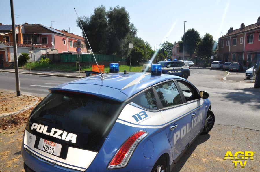 Roma, tentativo di suicidio....poliziotto ex-alunno della donna la distrae ed i vigili del fuoco la salvano