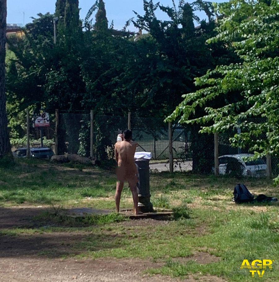 Sicurezza, denuncia Daniele Giannini (Lega): un uomo nudo nel parco del  Pineto, sgomberare subito gli insediamenti abusivi | Cronaca AGR