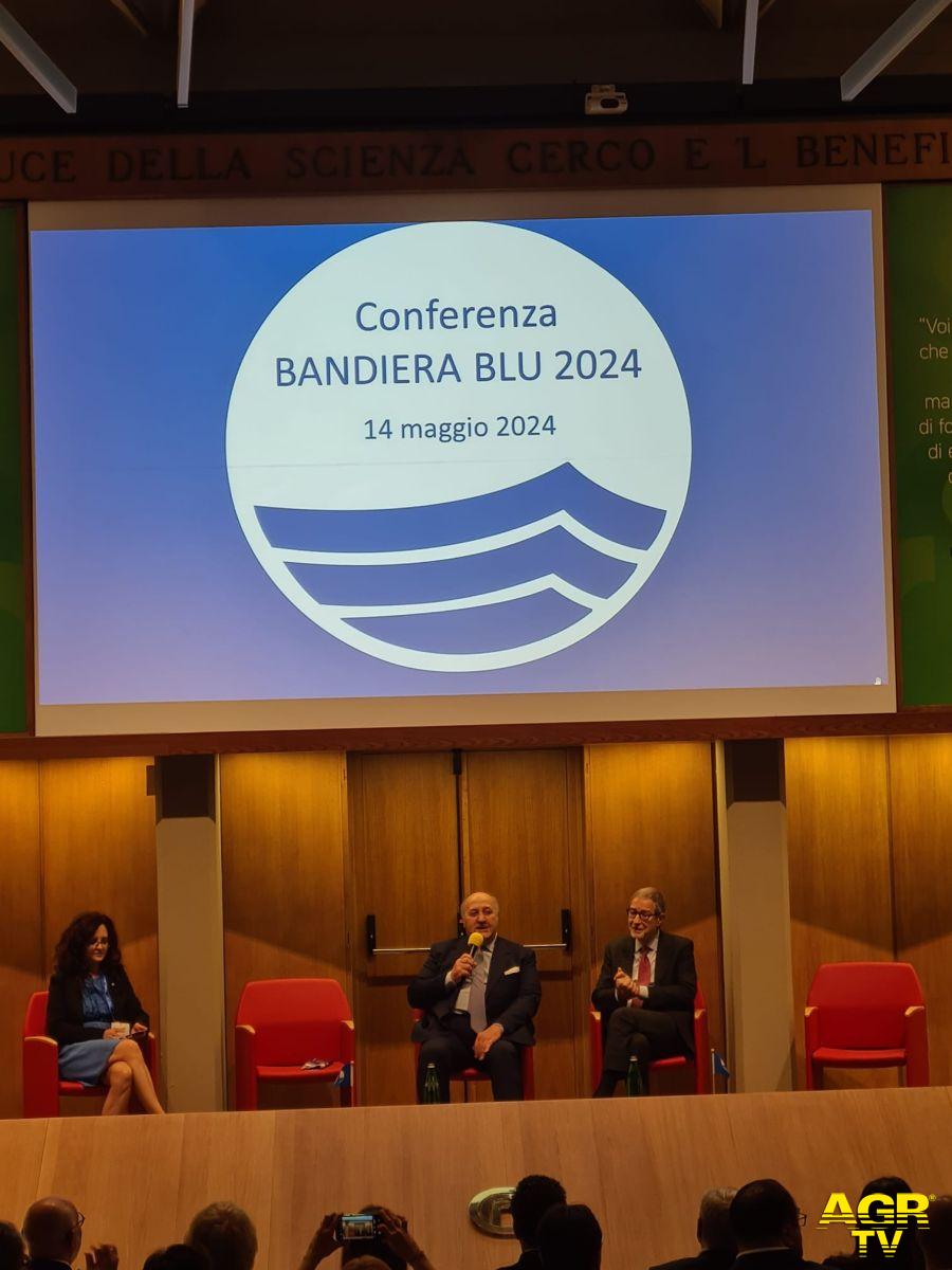 Conferenza stampa presentazione bandiere blu