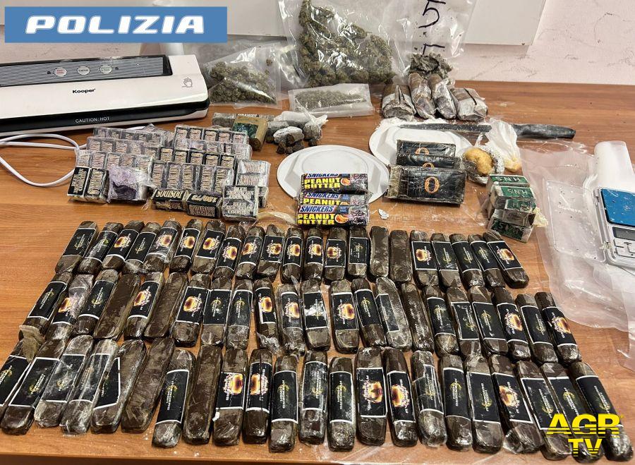 Roma, arrestati 5 pusher, oltre 40 kg. di droga sequestrata, preso elettricista.... spacciatore