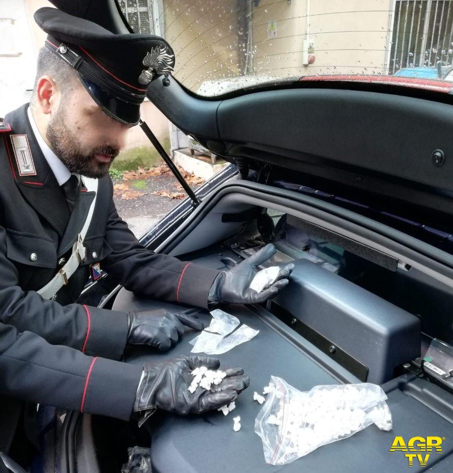 Carabinieri la droga sequestrata a Guidonia