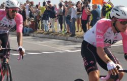 giro d'Italia lungomare Ostia passaggio dei corridori