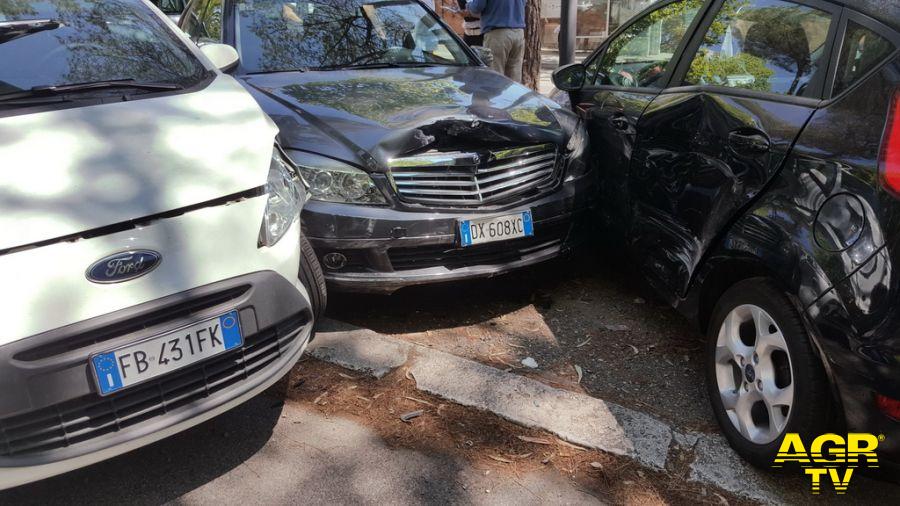 Incidente stradale in Via Ramazzini