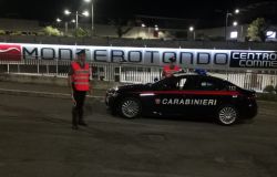 Monterotondo, stretta dei Carabinieri, in manette un pusher, sfrecciava in auto nel centro per consegnare le dosi ordinate