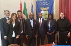 Migranti, Amsi - Emergenza Sorrisi: