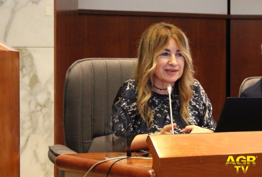 Alessandra Fornaci, Responsabile Progetti innovativi di comunicazione e comunità di utenti