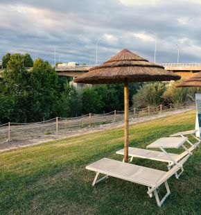 Tiberis la spiaggia sul Tevere, crescono le presenze e nasce il parco fluviale permanente