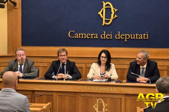 Associazione di Amicizia con gli Insigniti al Merito: Nuova Presentazione alla Camera dei Deputati