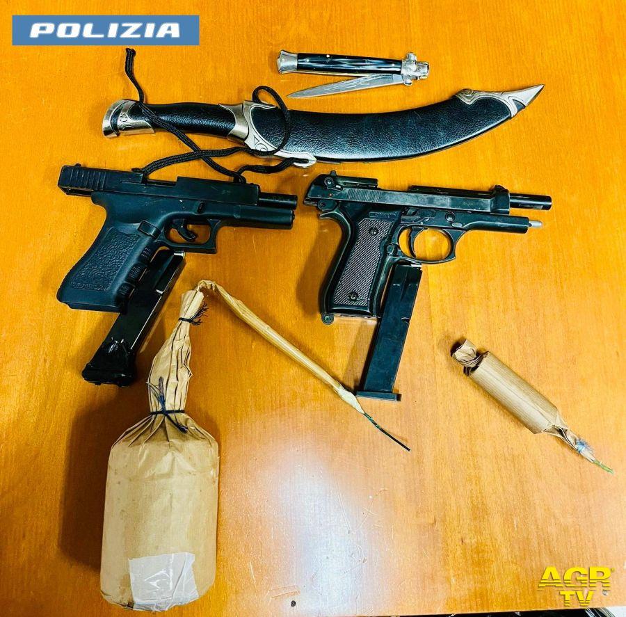 Polizia armi e materiale esplodente sequestrato