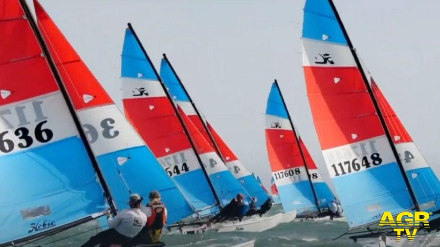 Vela 50° campionati Europei hobbie cat foto da comunicato stampa