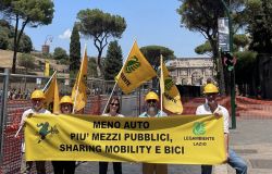 Roma mobilità, tram, metro, fascia verde e più bus, la città in movimento