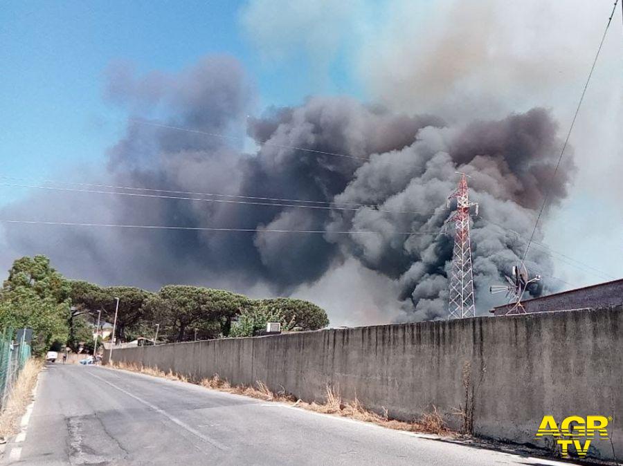 Incendio a Casal Lumbroso: Le raccomandazioni della Protezione Civile