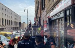 Polizia controlli area stazione Termini