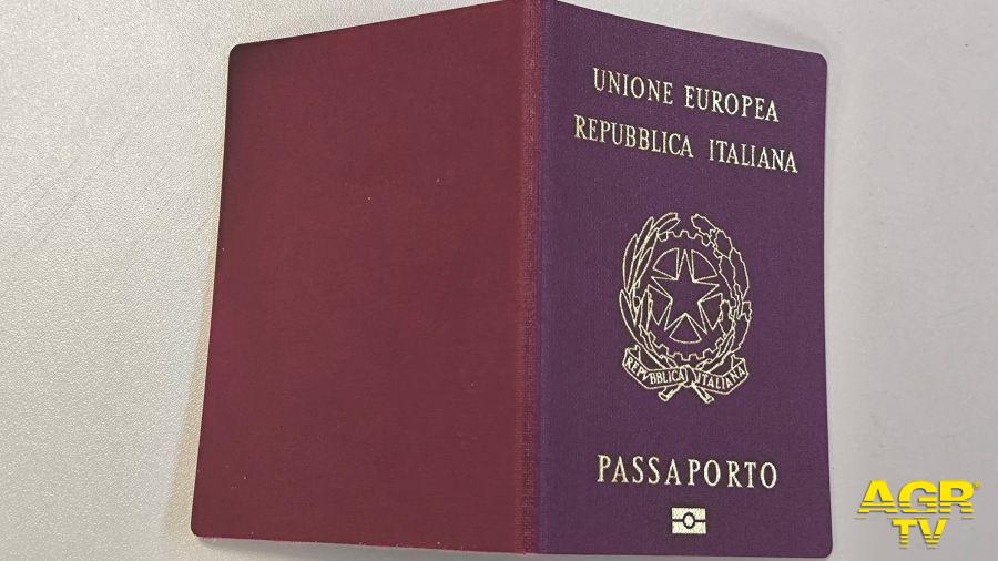 Como: Open Day Ufficio Passaporti - Sabato 24 agosto 2024