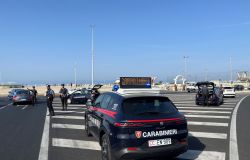 Controlli preventivi dei Carabinieri sul litorale di Ostia e Fregene: 6 arresti e 11 denunce per garantire sicurezza