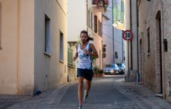 Correre per gli animali....domenica 22 settembre dal porto di Ostia riparte Riccardo Bugari in Running Italy for animals