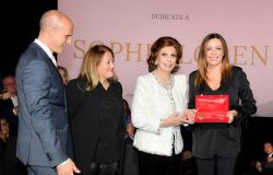 Cin cin a... Sophia Loren, l'intramontabile immagine italiana nel mondo