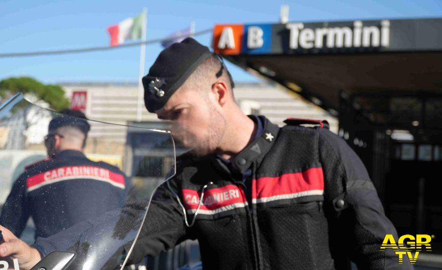 Carabinieri controlli area Termini