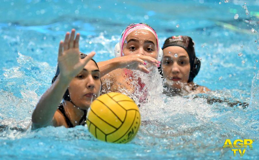 Pallanuoto, la SIS Roma espugna (14-8) Cosenza nella partita d'esordio in Campionato