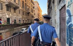 Carabinieri controlli Termini