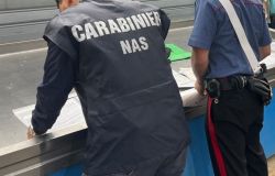 Carabinieri controlli mercato Esquilino