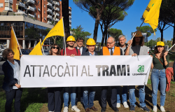 Inaugurazione cantiere Tram Togliatti il sindaco Gualtieri con attivisti di Legambiente